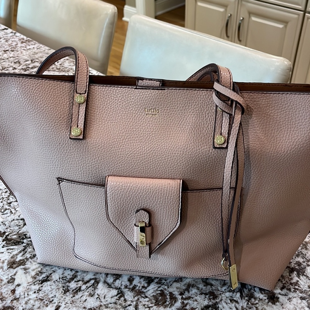 TUTIlo Tote - Picture 2 of 9